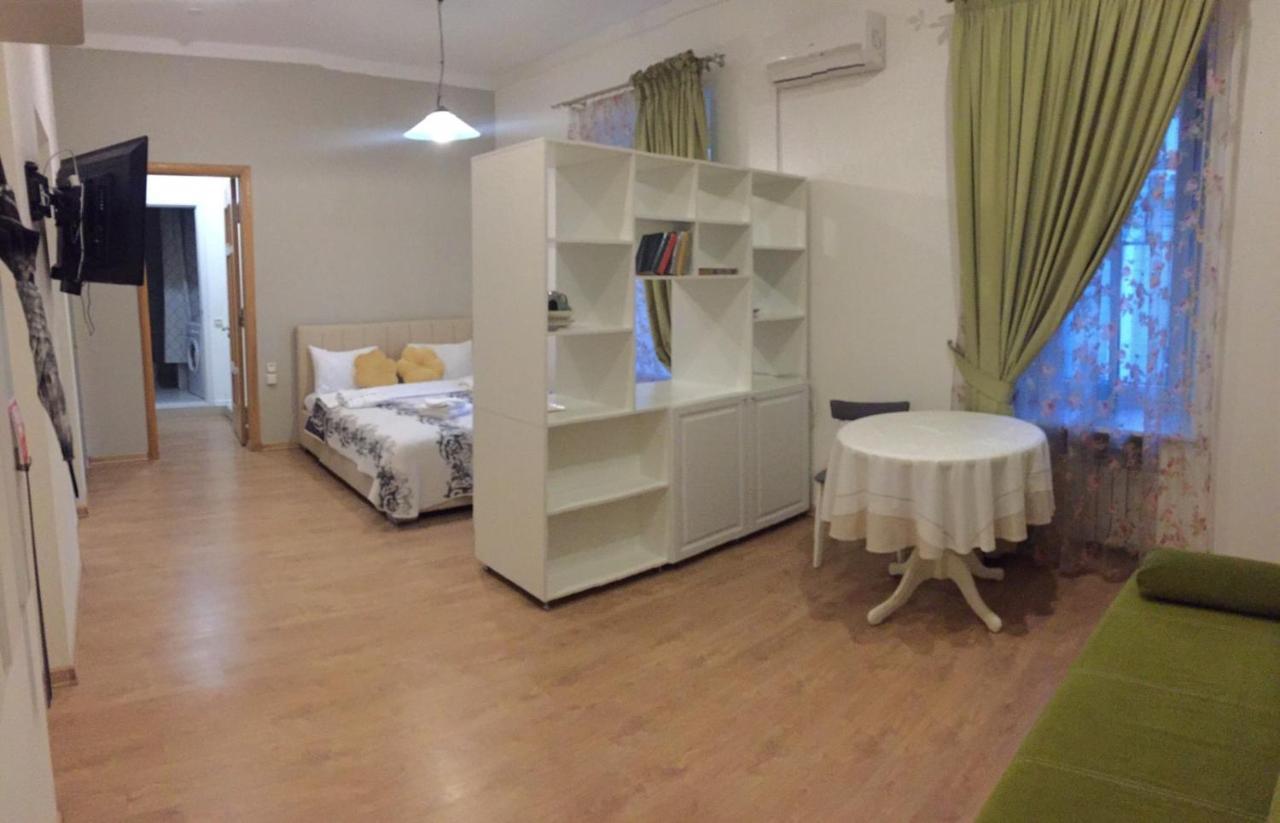 Apartment On Sumskaya No Smoking Харков Екстериор снимка