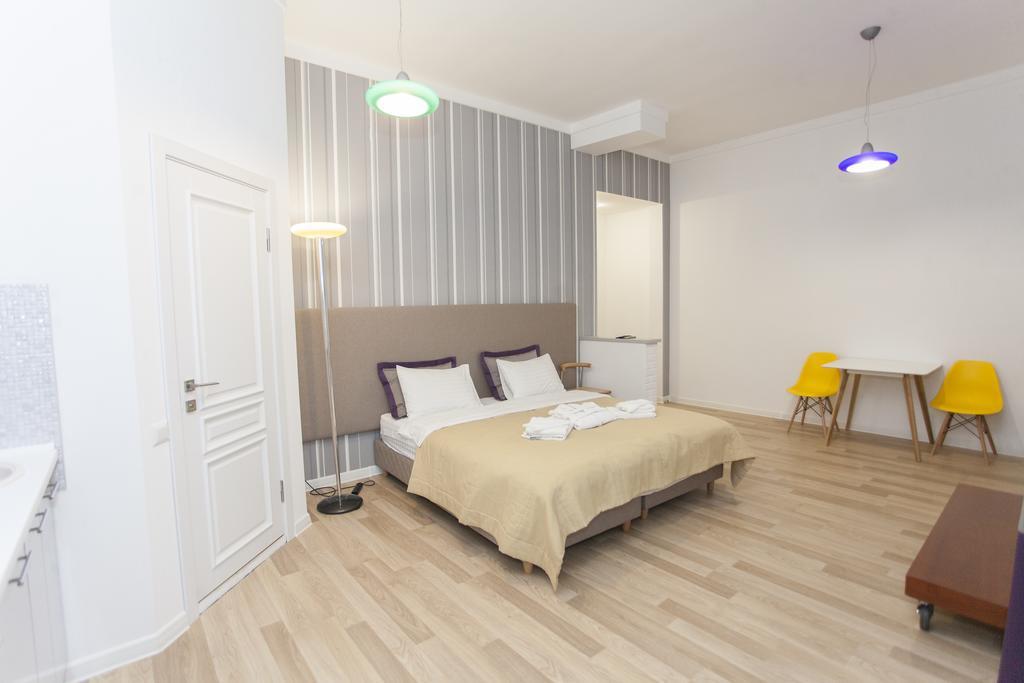 Apartment On Sumskaya No Smoking Харков Екстериор снимка