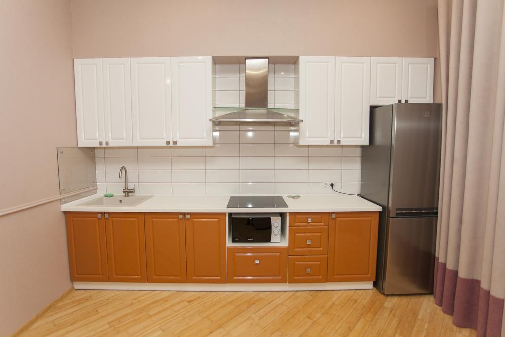 Apartment On Sumskaya No Smoking Харков Екстериор снимка